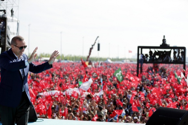 Yenikapı miting alanında Fetih Şölen