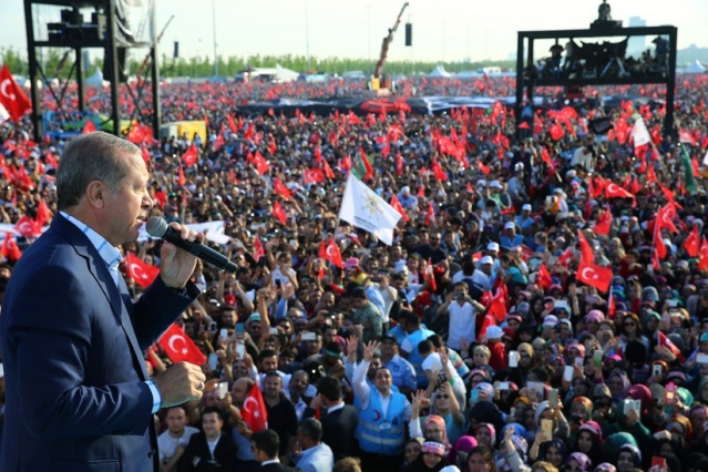 Yenikapı miting alanında Fetih Şölen