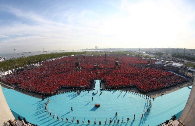 Yenikapı miting alanında Fetih Şölen