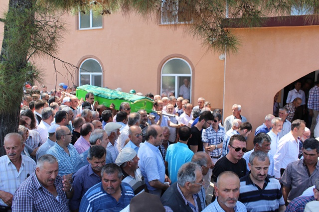 SADIK ÇAVUŞ’U DUALARLA TOPRAĞA VERDİK