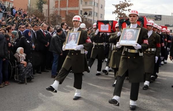 Türkiye Şehitlerini Uğurluyor..