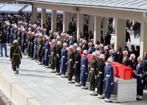 Türkiye Şehitlerini Uğurluyor..