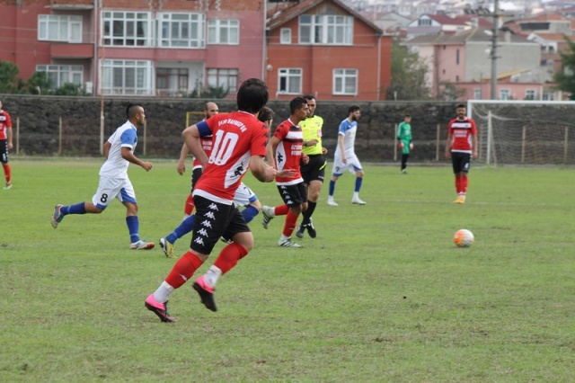 Bafra Spor Büyük Şehir spor maçından kareler..