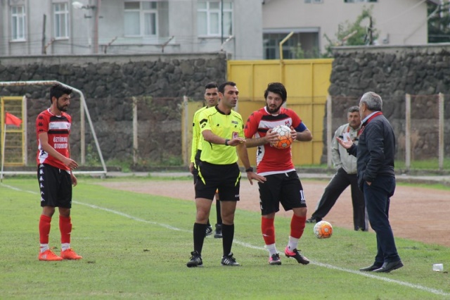 Bafra Spor Büyük Şehir spor maçından kareler..