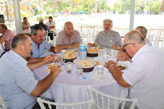 Çamaş Muhtarlarla Kahvaltıda buluştu