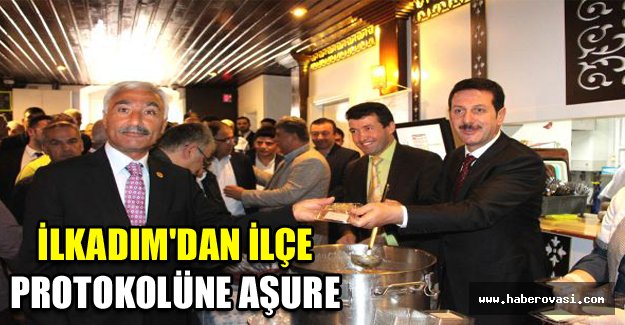 İlkadım'dan ilçe protokolüne aşure