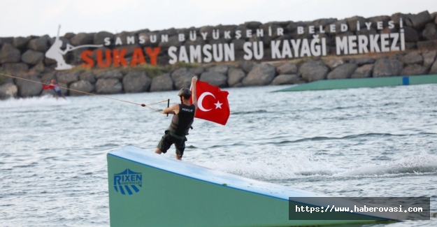 Şampiyonlarından Nefes Kesen Gösteri