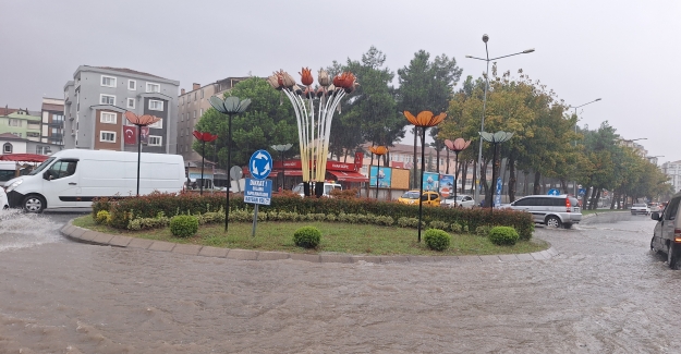 Samsun'da sağanak etkili oldu