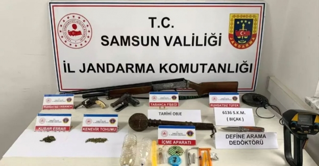 Samsun'da uyuşturucu ve silah operasyonu 5 gözaltı