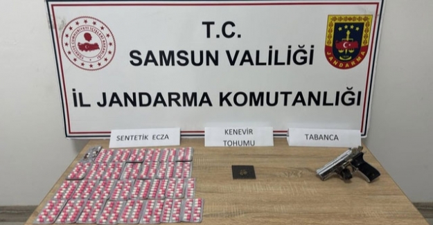 Jandarma iki ilçede operasyon yaptı, 3 kişi yakalandı