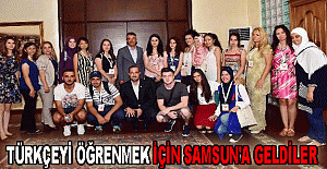 Türkçeyi öğrenmek için Samsun'a geldiler