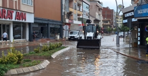 Bafra'da aşırı yağış baskınlara neden oldu