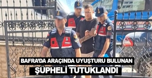 Bafra'da aracında uyuşturucu çıkan şüpheli tutuklandı